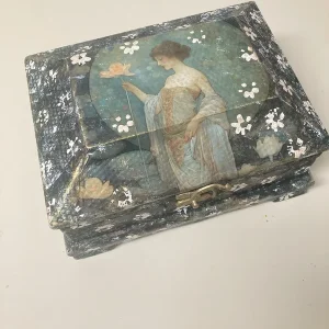 Ethereal Box